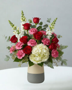 Polites Florist, Custom Floral Design, Farm Fresh Flowers, Green & Flowering Plants